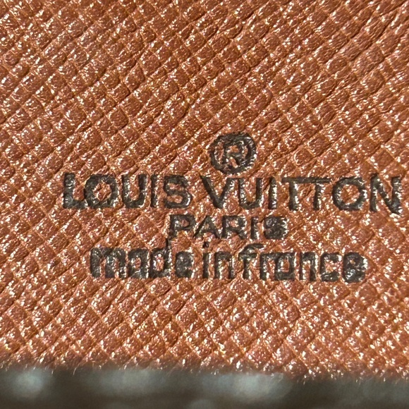 Louis Vuitton St Cloud pm Crossbody/Shoulder Bag! - Picture 5 of 16